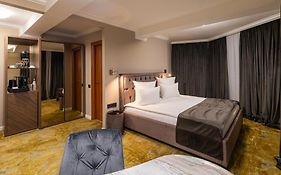 Hotel Brilliant Plaza